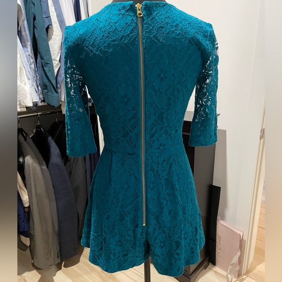 GUESS by Marciano Romper Sz 0 - Picture 2 of 3